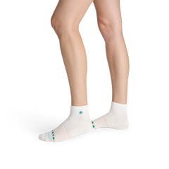 Women's Beach Day Embroidered Quarter Sock 4-Pack